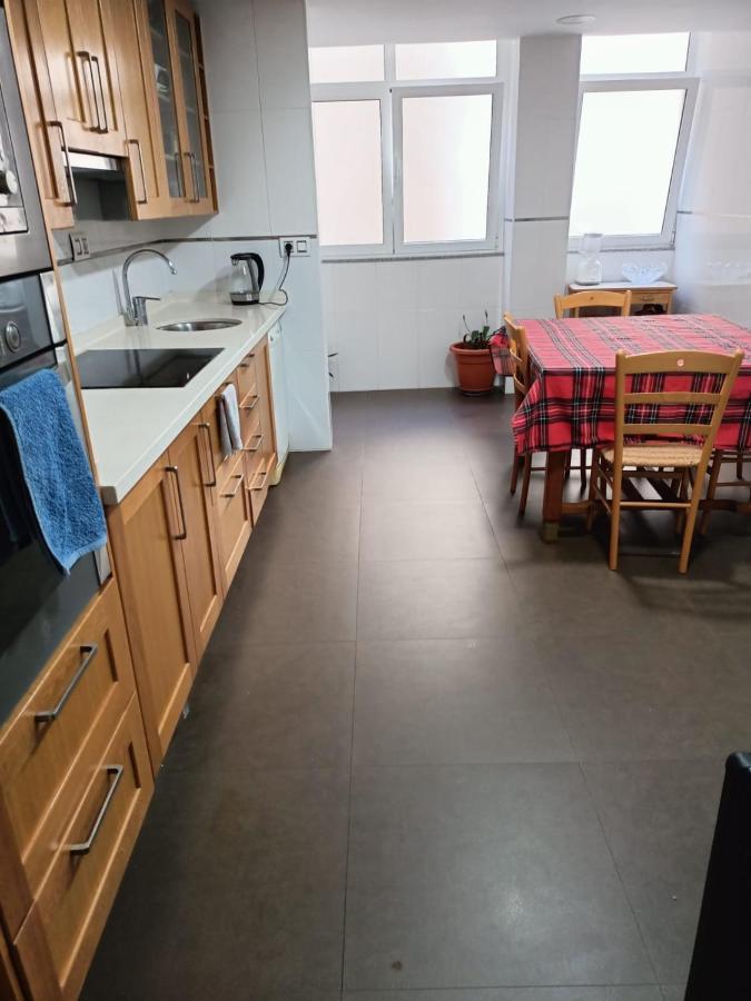 Private Room In A Shared Flat In Castellon カステリョン・デ・ラ・プラナ エクステリア 写真