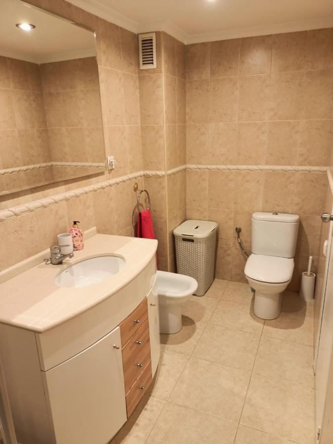 Private Room In A Shared Flat In Castellon カステリョン・デ・ラ・プラナ エクステリア 写真